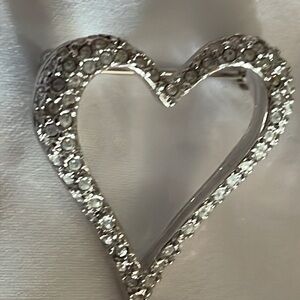 Swarovski Crystal Heart Brooch/Pin ♥️